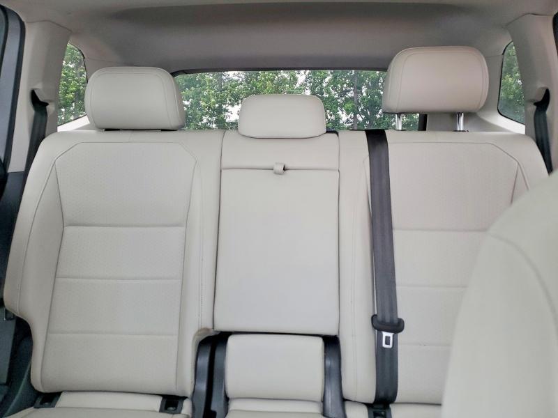 56518706 :رقم المزاد ، 3VV2B7AX4MM073934 vin ، 2021 Volkswagen Tiguan مزاد بيع