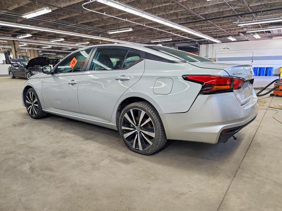 58704866 :رقم المزاد ، 1N4BL4CW7MN315108 vin ، 2021 Nissan Altima مزاد بيع