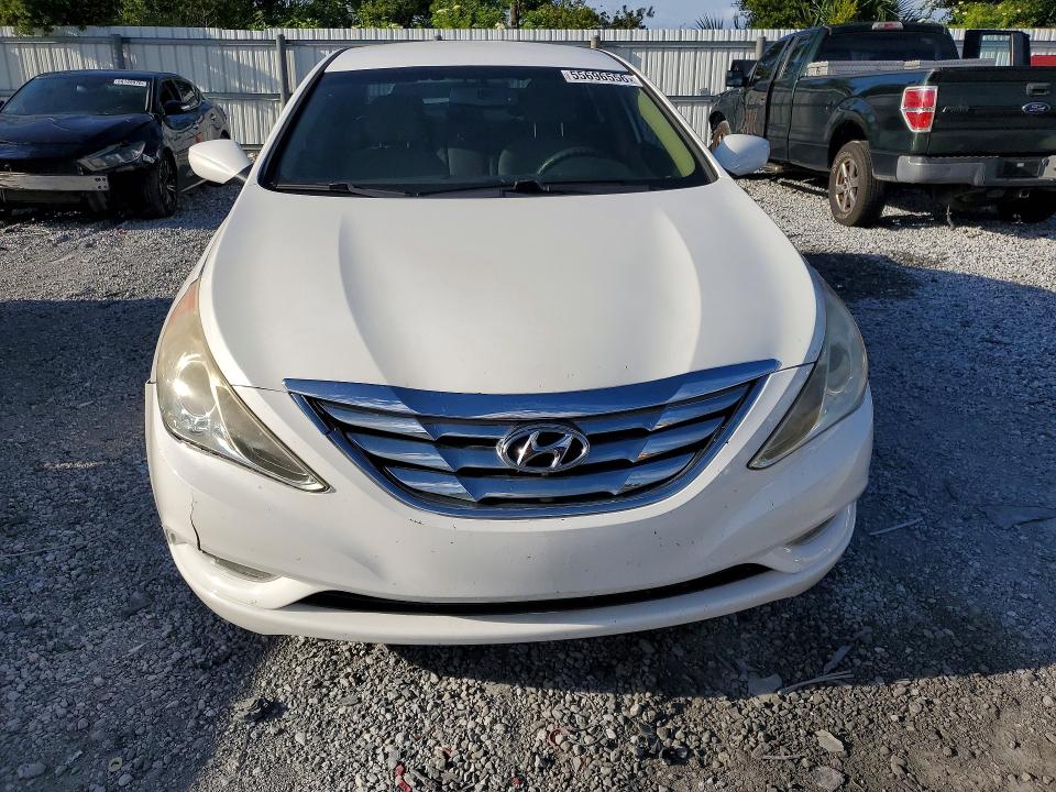 2013 Hyundai Sonata მანქანა იყიდება აუქციონზე, vin: 5NPEB4AC3DH603064, აუქციონის ნომერი: 55696556