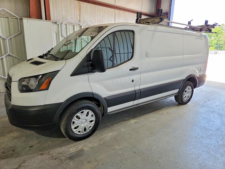 53573526 :رقم المزاد ، 1FTYR1YM6KKA24509 vin ، 2019 Ford Transit مزاد بيع