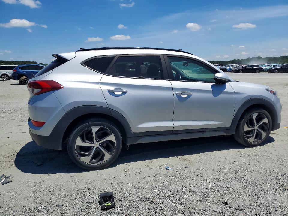 Продаж на аукціоні авто 2018 Hyundai Tucson, vin: KM8J3CA24JU688765, номер лоту: 57828596