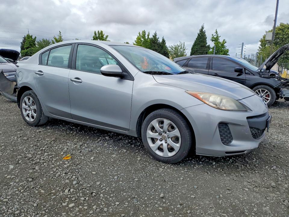 58796156 :رقم المزاد ، JM1BL1TFXD1831771 vin ، 2013 Mazda 3 مزاد بيع