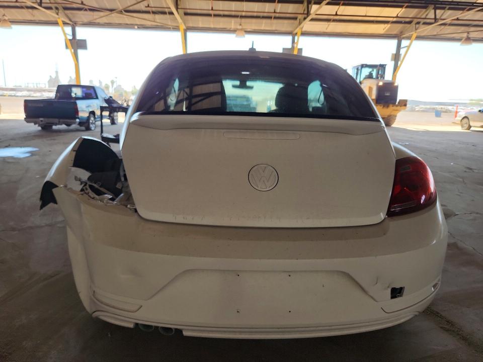 Продажа на аукционе авто 2017 Volkswagen Beetle, vin: 3VWF17AT6HM629745, номер лота: 56127866