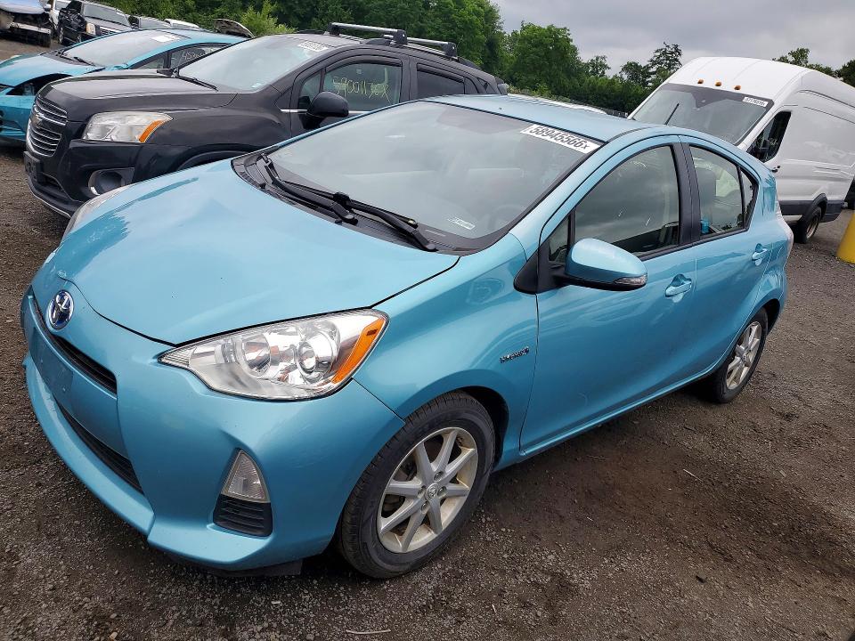 Auction sale of the 2013 Toyota Prius C, vin: JTDKDTB32D1043986, lot number: 58945566