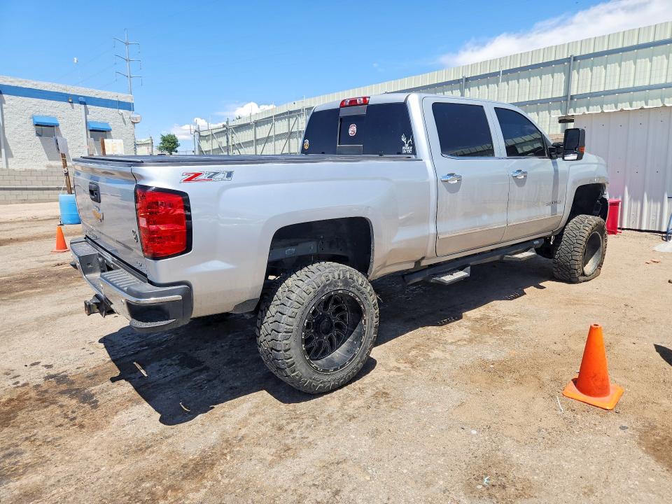 Продаж на аукціоні авто 2016 Chevrolet Silverado, vin: 1GC1KWE87GF249385, номер лоту: 55783456