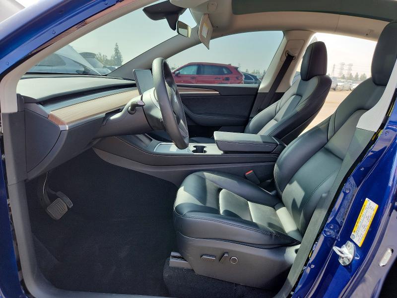 53393376 :رقم المزاد ، 7SAYGDEE9SF219007 vin ، 2025 Tesla Model Y مزاد بيع