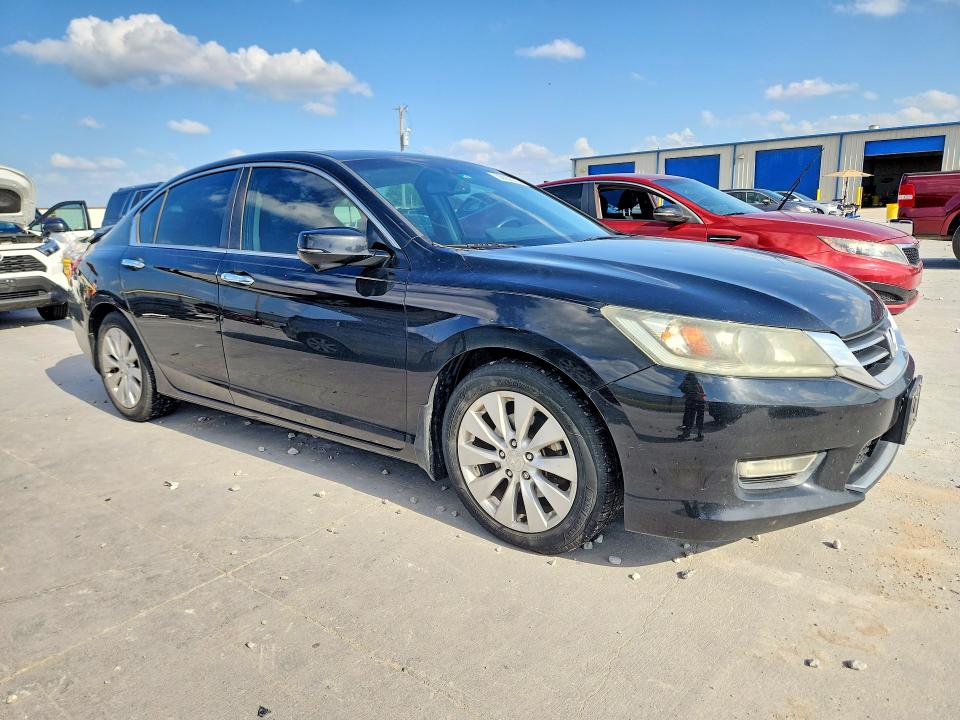 56882976 :رقم المزاد ، 1HGCR2F89EA065010 vin ، 2014 Honda Accord مزاد بيع