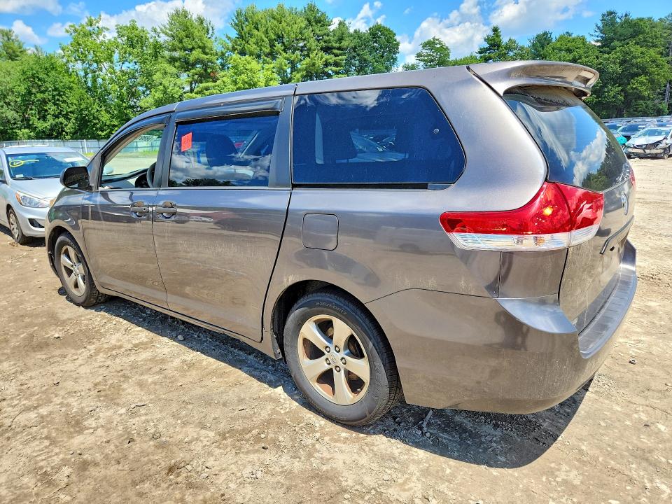 2013 Toyota Sienna მანქანა იყიდება აუქციონზე, vin: 5TDZK3DCXDS365568, აუქციონის ნომერი: 58891246