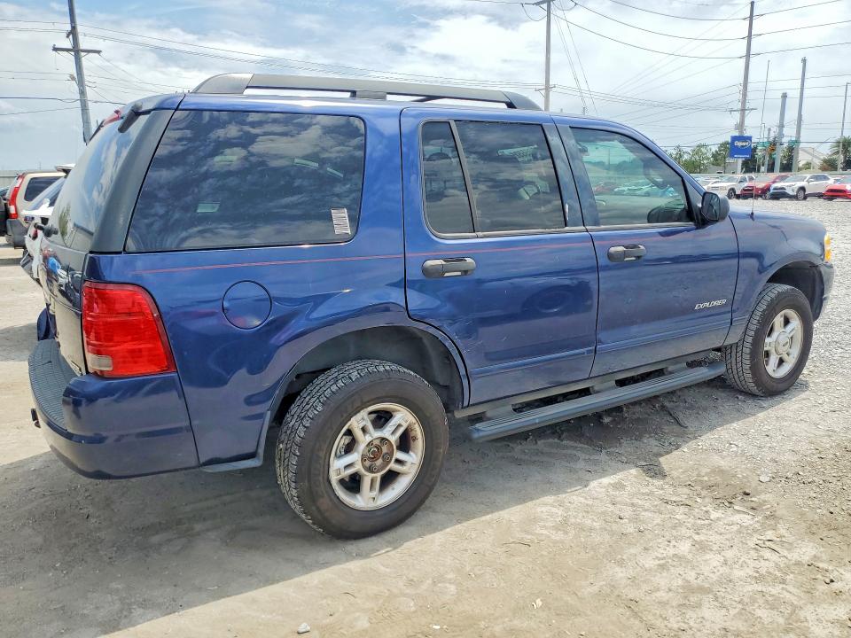 52055526 :رقم المزاد ، 1FMZU63K85UA77321 vin ، 2005 Ford Explorer مزاد بيع