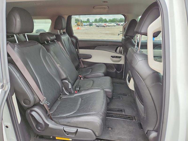 58477496 :رقم المزاد ، KNDNB4H30N6111304 vin ، 2022 Kia Carnival مزاد بيع
