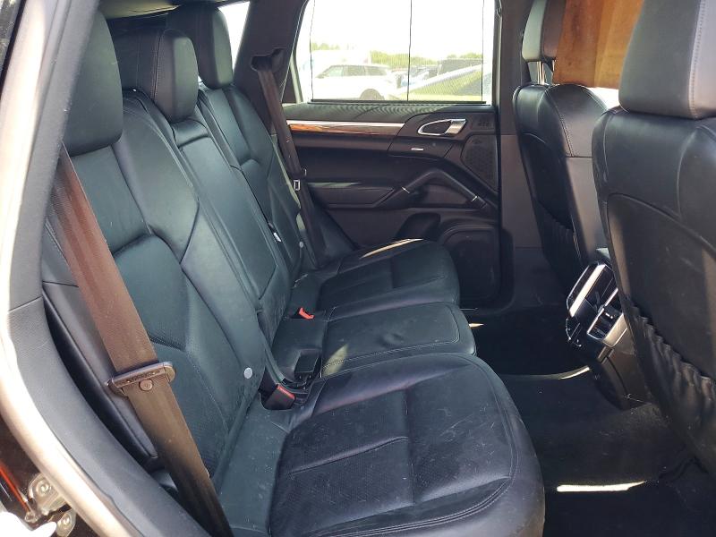 57230336 :رقم المزاد ، WP1AE2A24BLA92800 vin ، 2011 Porsche Cayenne مزاد بيع