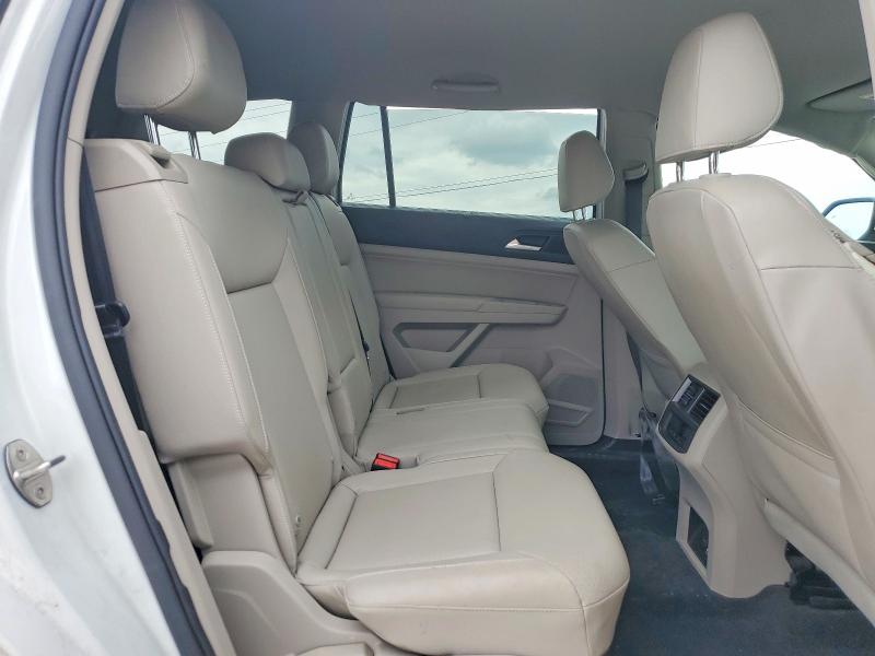 56595296 :رقم المزاد ، 1V2LP2CA3MC532130 vin ، 2021 Volkswagen Atlas مزاد بيع