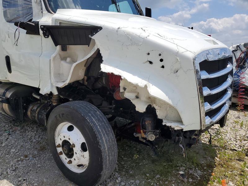 Продажа на аукционе авто 2025 Freightliner Cascadia 126, vin: 1FUJHHFG8SLVR2032, номер лота: 59277416
