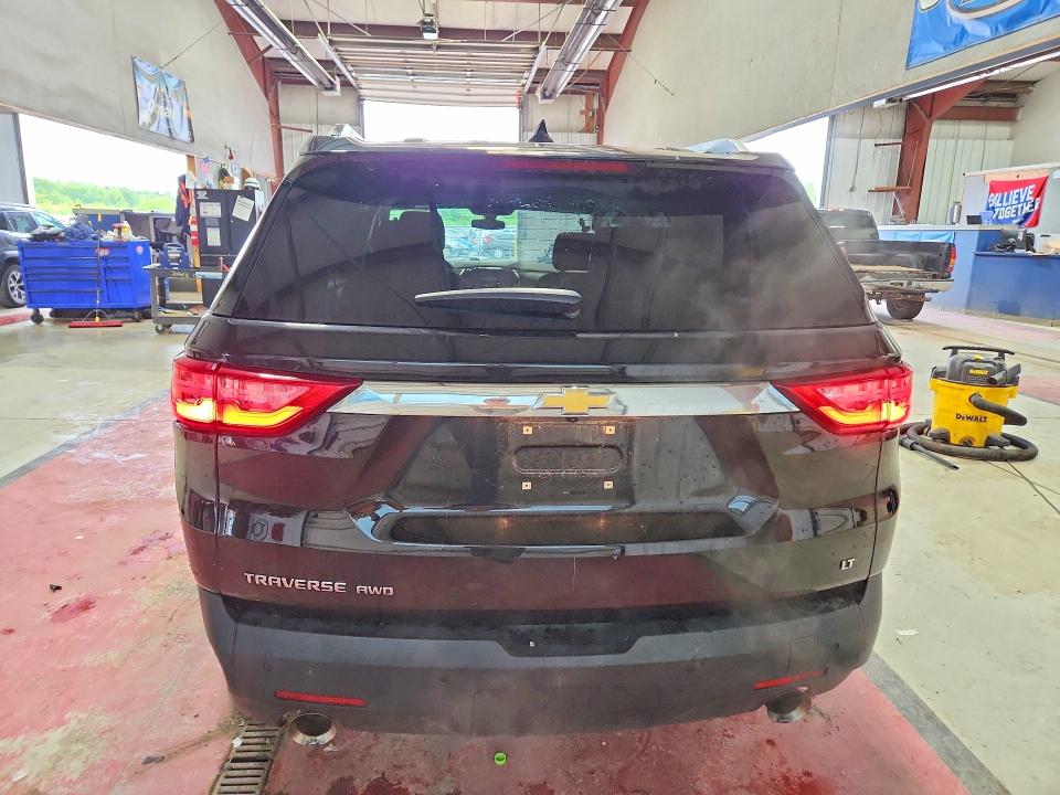 2018 Chevrolet Traverse მანქანა იყიდება აუქციონზე, vin: 1GNEVGKW0JJ103648, აუქციონის ნომერი: 57860126