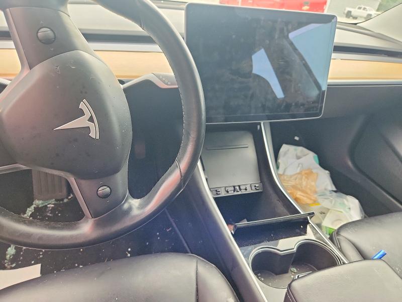 58077586 :رقم المزاد ، 5YJ3E1EA1JF101640 vin ، 2018 Tesla Model 3 مزاد بيع