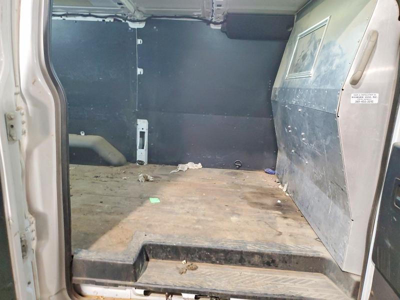 59020526 :رقم المزاد ، 1FTYR1ZMXGKA33977 vin ، 2016 Ford Transit مزاد بيع