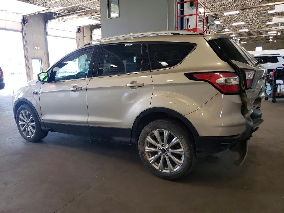 2017 Ford Escape მანქანა იყიდება აუქციონზე, vin: 1FMCU9J95HUE23840, აუქციონის ნომერი: 55834526