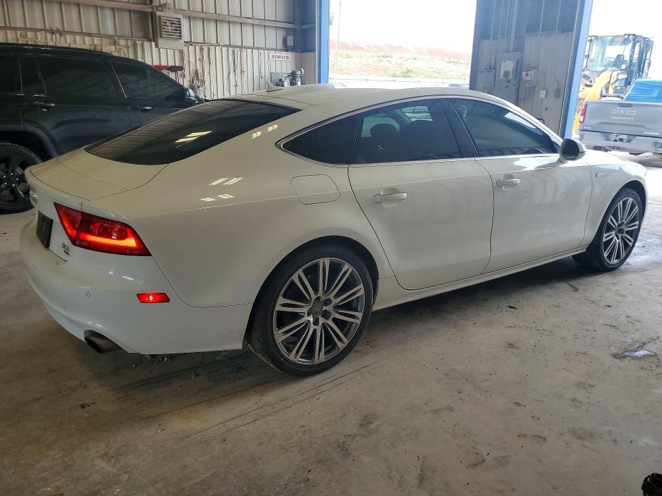 Продажа на аукционе авто 2014 Audi A7, vin: WAUWGAFC5EN079850, номер лота: 56256136