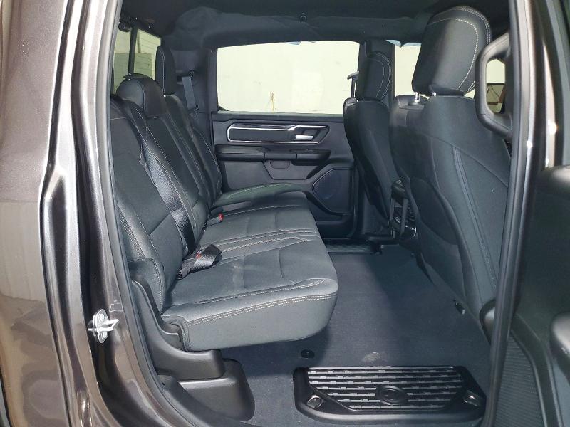 59240456 :رقم المزاد ، 1C6SRFFT2KN668821 vin ، 2019 Ram 1500 مزاد بيع