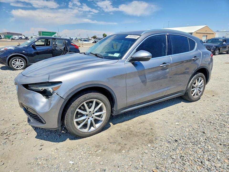 Продаж на аукціоні авто 2018 Alfa Romeo Stelvio, vin: ZASFAKBN8J7B59795, номер лоту: 55400966