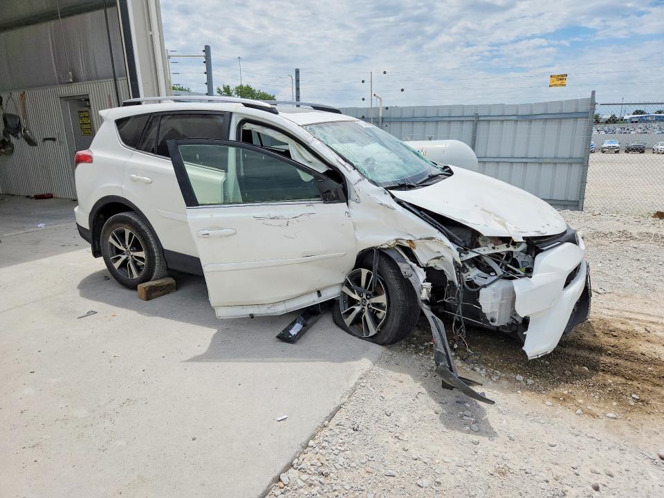 Продаж на аукціоні авто 2017 Toyota Rav4, vin: JTMRFREV6HJ119403, номер лоту: 57784526