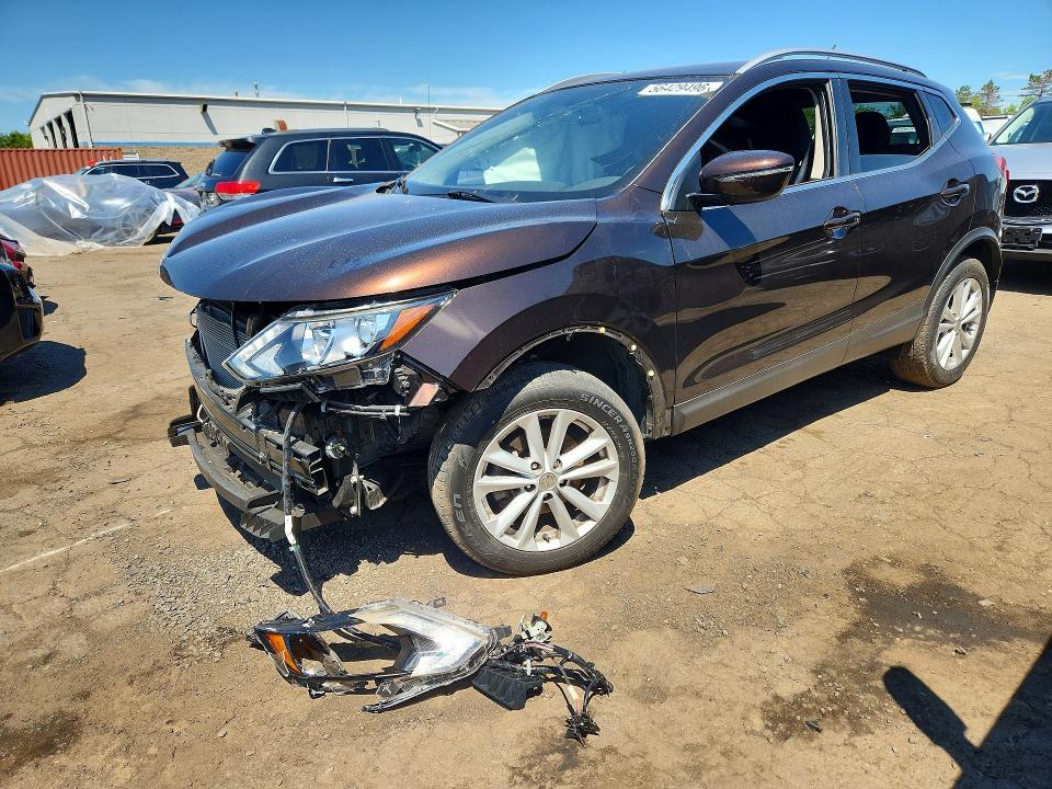 56429496 :رقم المزاد ، JN1BJ1CP1HW009290 vin ، 2017 Nissan Rogue Sport مزاد بيع