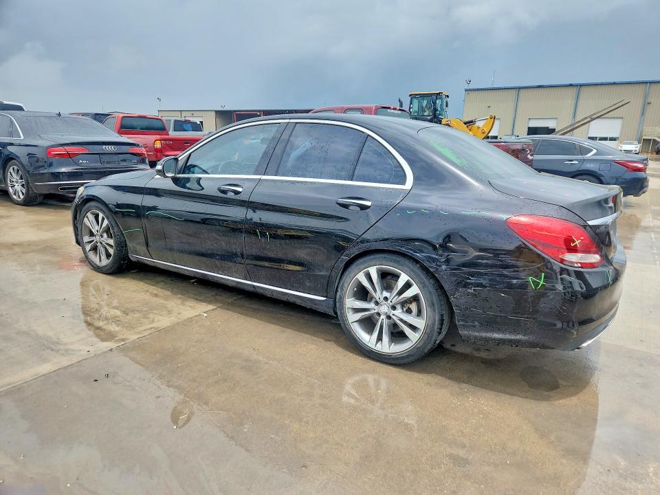 2015 Mercedes-benz C მანქანა იყიდება აუქციონზე, vin: 55SWF4JB0FU079985, აუქციონის ნომერი: 55926776