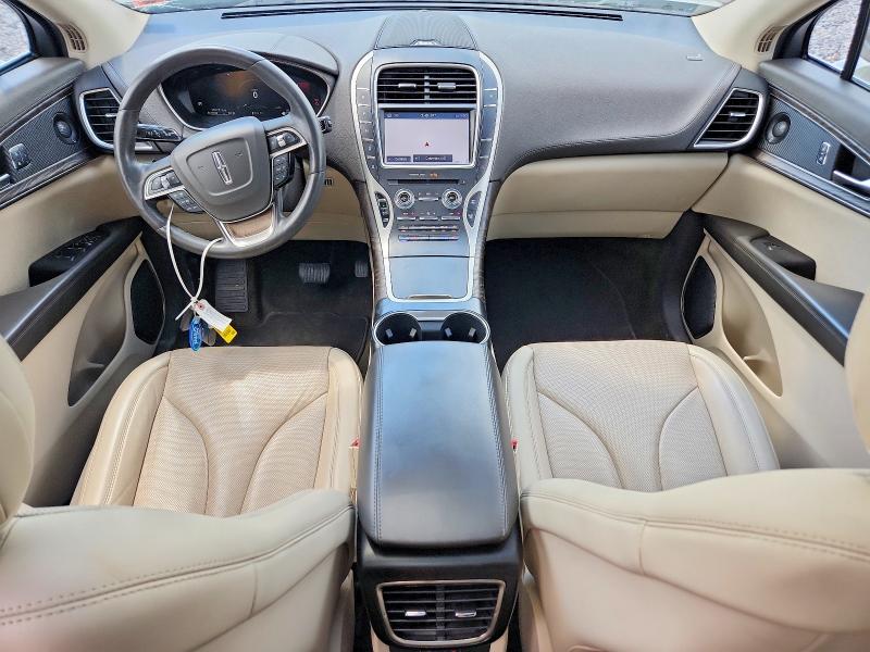 Продажа на аукционе авто 2020 Lincoln Nautilus, vin: 2LMPJ8K92LBL28027, номер лота: 54877896