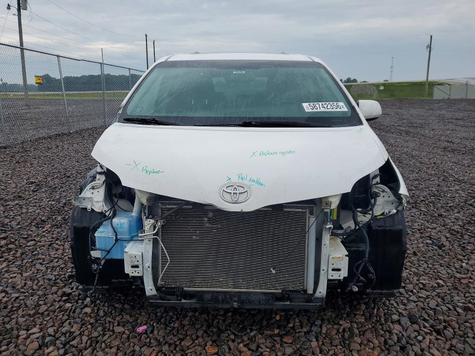 Aukcja sprzedaży 2015 Toyota Sienna, vin: 5TDXK3DC9FS637022, numer aukcji: 58742356
