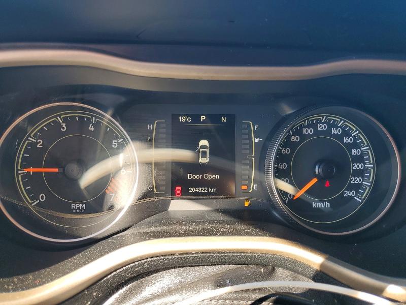 Продажа на аукционе авто 2015 Jeep Cherokee, vin: 1C4PJMCB0FW636584, номер лота: 57160436