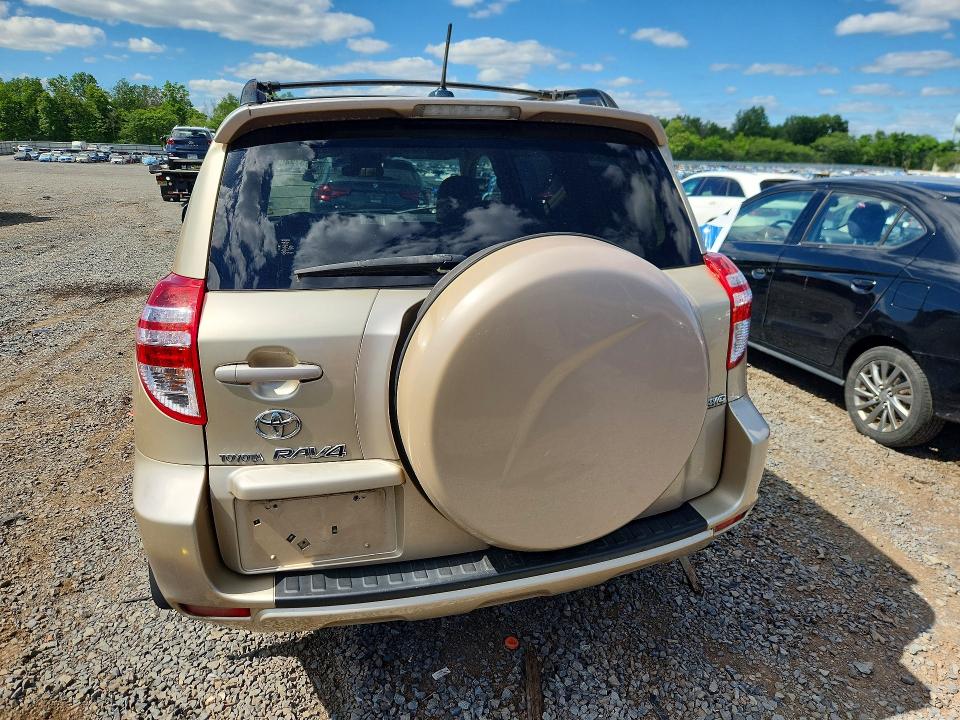 2009 Toyota Rav4 მანქანა იყიდება აუქციონზე, vin: JTMBF33V195006390, აუქციონის ნომერი: 57240416