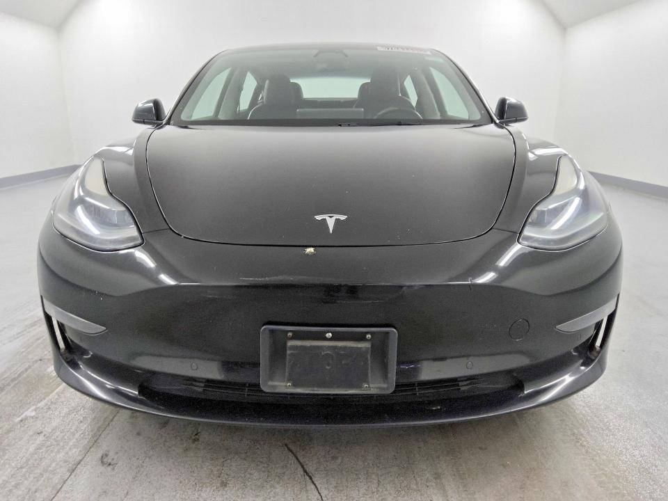 2022 Tesla Model 3 მანქანა იყიდება აუქციონზე, vin: 5YJ3E1EA9NF187205, აუქციონის ნომერი: 57041496
