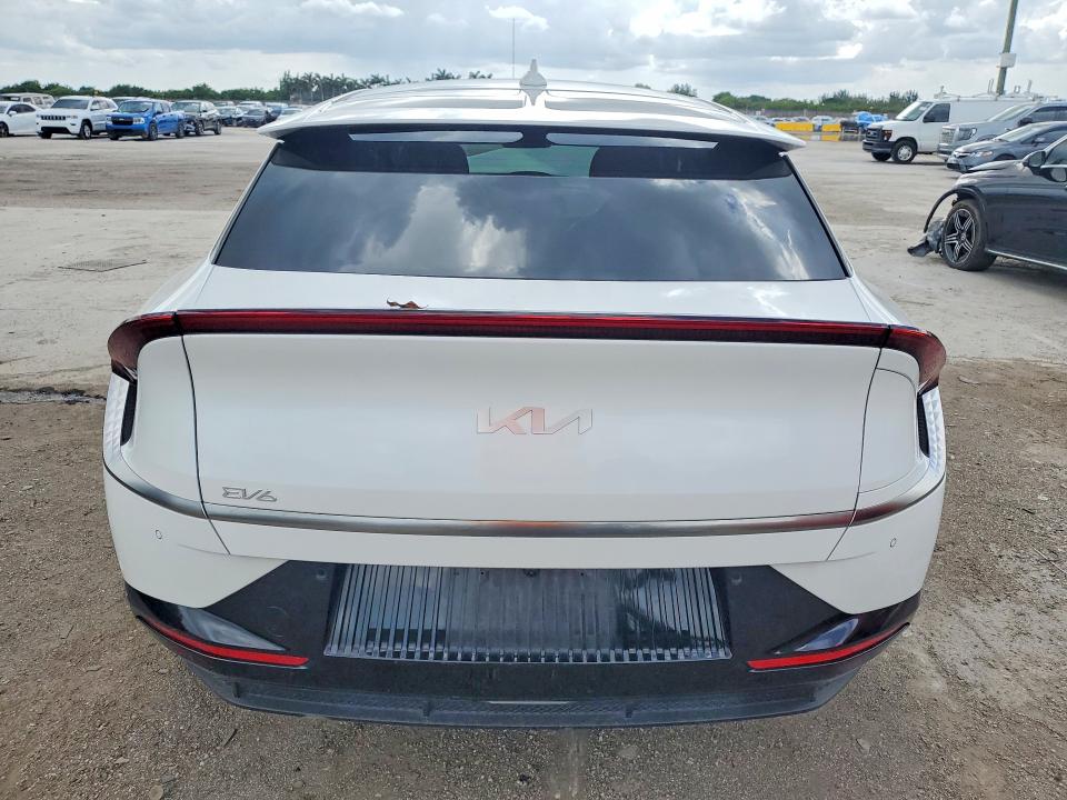 Продажа на аукционе авто 2024 Kia Ev6, vin: KNDC34LA6R5617922, номер лота: 55490926
