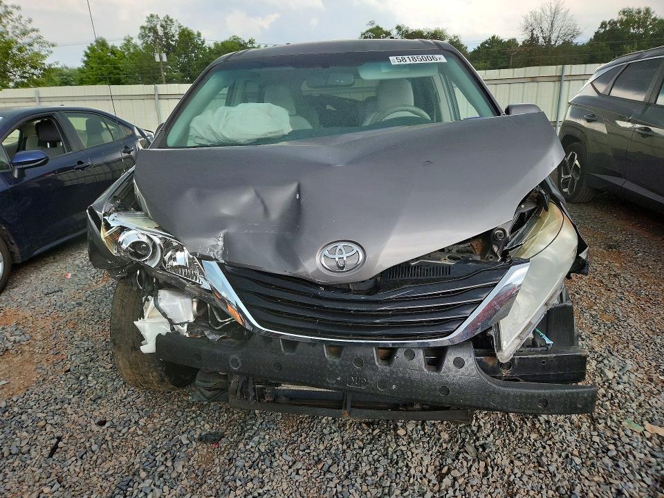 Aukcja sprzedaży 2011 Toyota Sienna, vin: 5TDKK3DC4BS169978, numer aukcji: 58185006