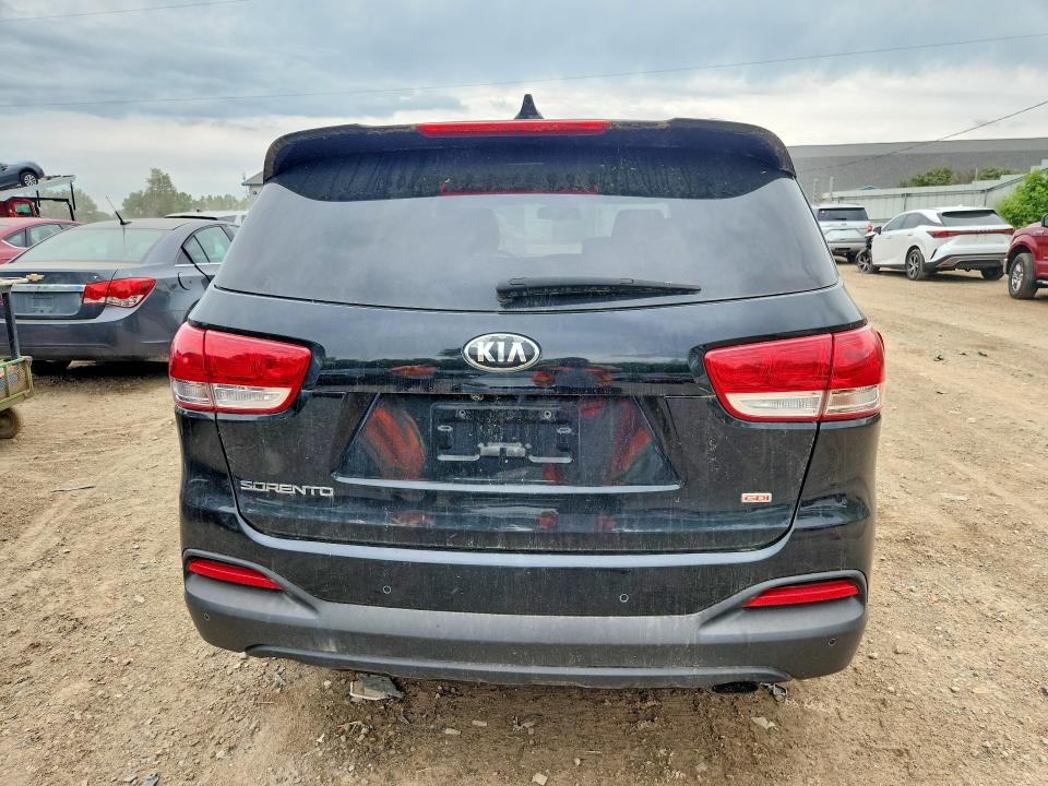 58944646 :رقم المزاد ، 5XYPG4A37GG101423 vin ، 2016 Kia Sorento مزاد بيع