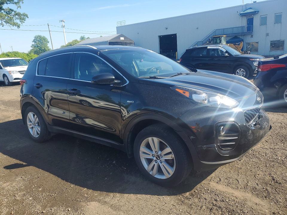 58256896 :رقم المزاد ، KNDPMCAC5H7136611 vin ، 2017 Kia Sportage مزاد بيع