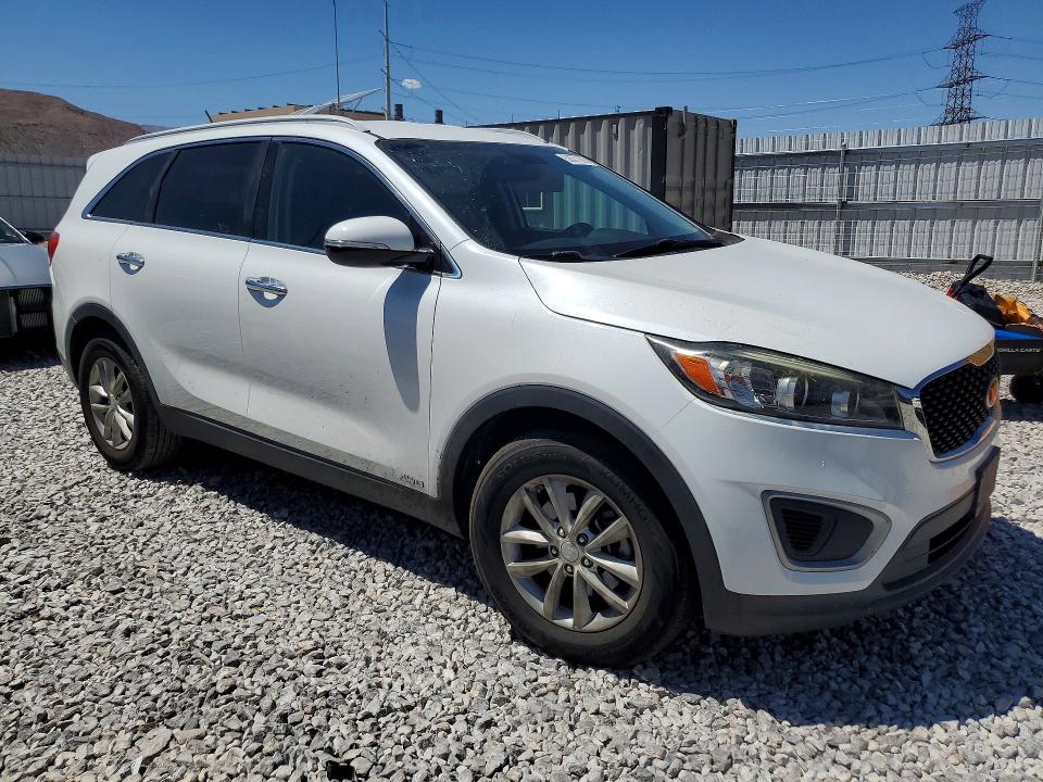 2017 Kia Sorento მანქანა იყიდება აუქციონზე, vin: 5XYPGDA59HG196148, აუქციონის ნომერი: 58577986
