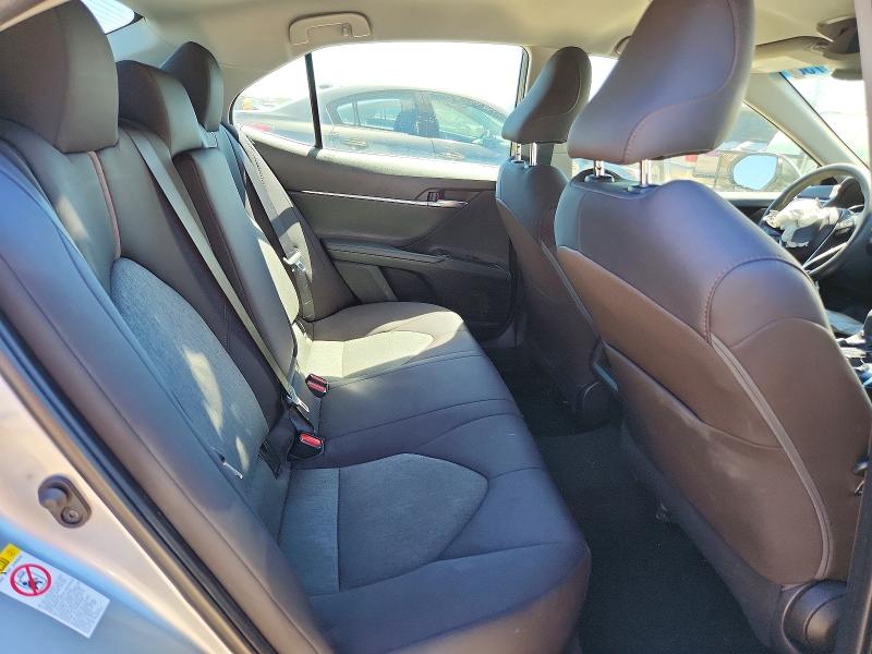 Продажа на аукционе авто 2018 Toyota Camry, vin: 4T1B11HK6JU637062, номер лота: 57916736