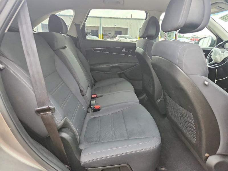 Продажа на аукционе авто 2016 Kia Sorento, vin: 5XYPGDA31GG054003, номер лота: 56121516