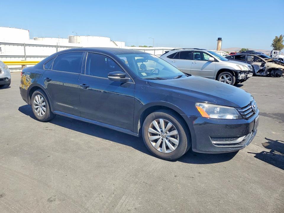 56488716 :رقم المزاد ، 1VWAT7A38FC099278 vin ، 2015 Volkswagen Passat مزاد بيع