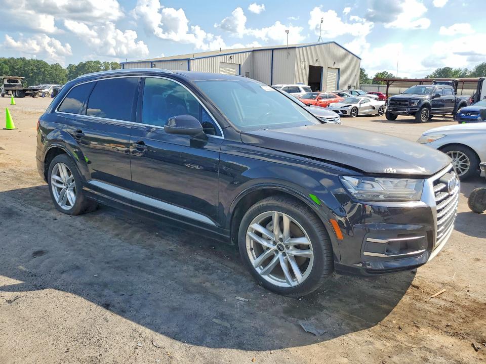 Продажа на аукционе авто 2018 Audi Q7, vin: WA1VAAF7XJD041026, номер лота: 57326226