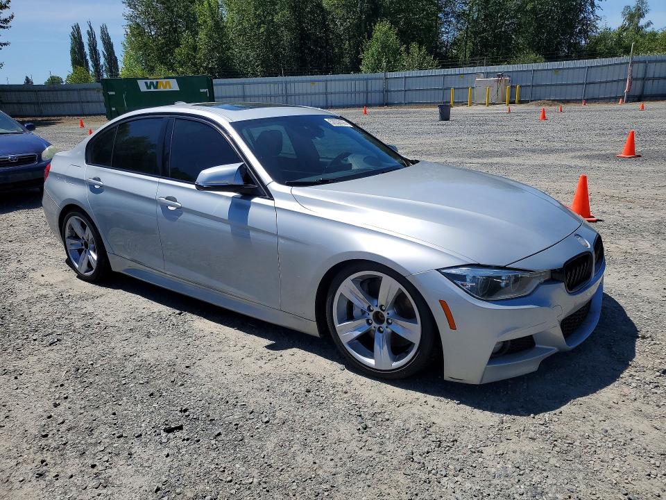 57039126 :رقم المزاد ، WBA8D9G53JNU66620 vin ، 2018 Bmw 330 مزاد بيع