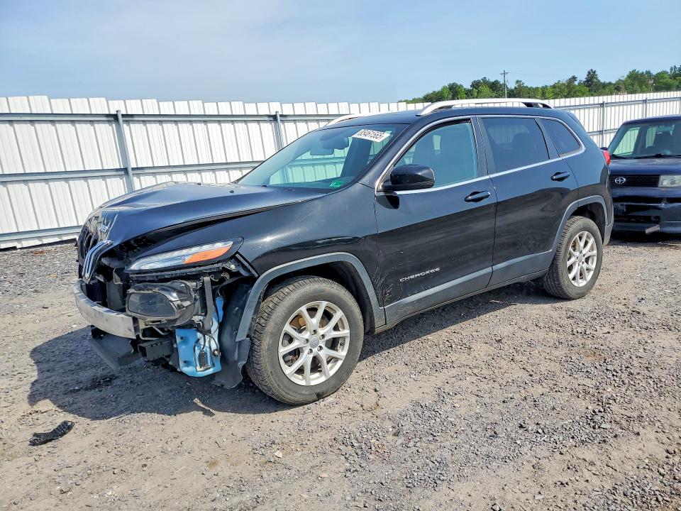 85461565 :رقم المزاد ، 1C4PJMCS8HW569039 vin ، 2017 Jeep Cherokee مزاد بيع