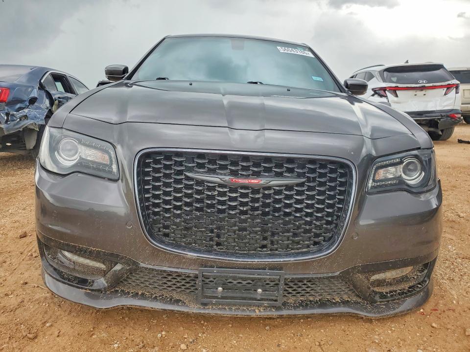 56043186 :رقم المزاد ، 2C3CCABT7MH673522 vin ، 2021 Chrysler 300 مزاد بيع