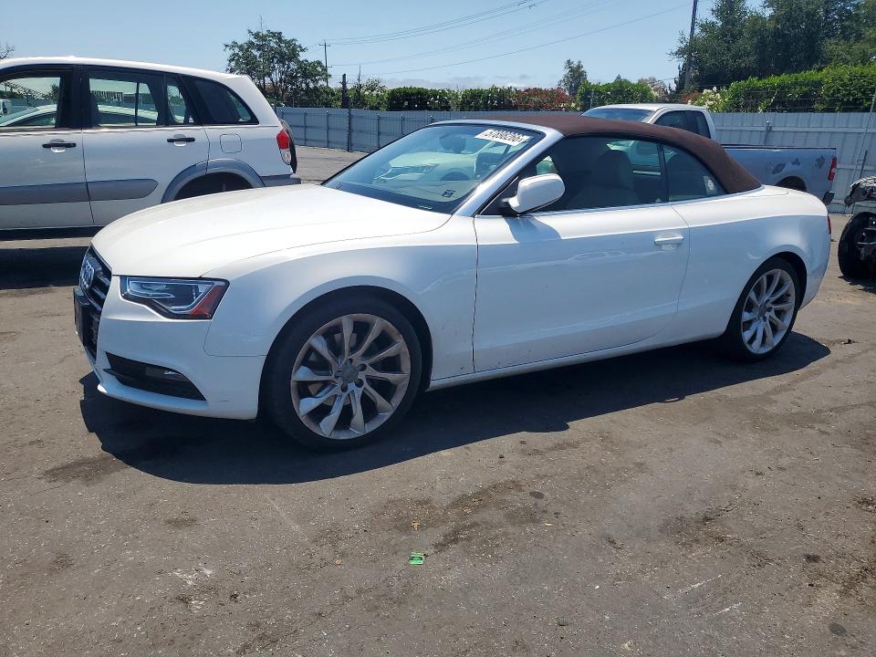 2013 Audi A5 მანქანა იყიდება აუქციონზე, vin: WAUJFAFH2DN014767, აუქციონის ნომერი: 57898266