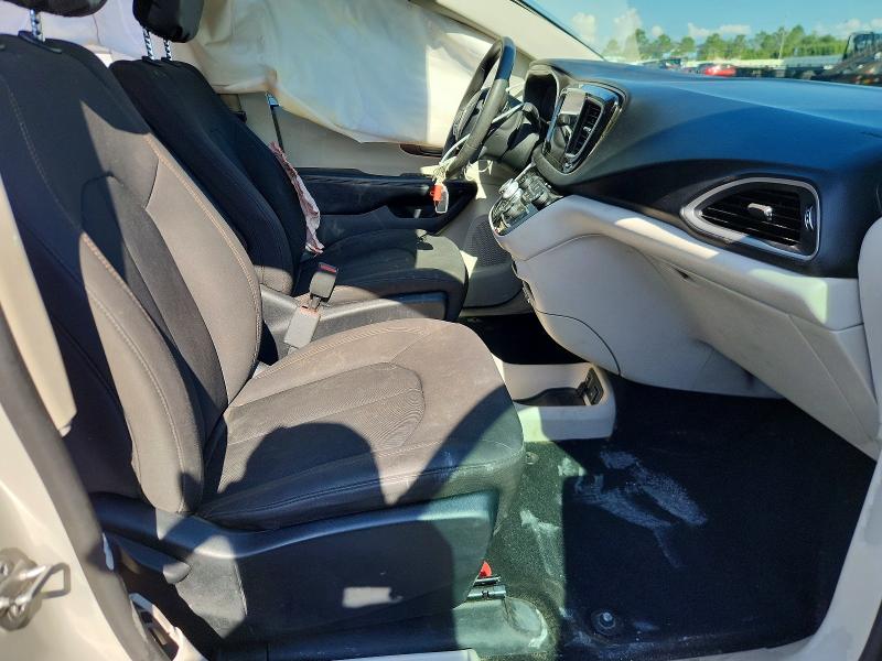 56792286 :رقم المزاد ، 2C4RC1DG5HR579015 vin ، 2017 Chrysler Pacifica مزاد بيع