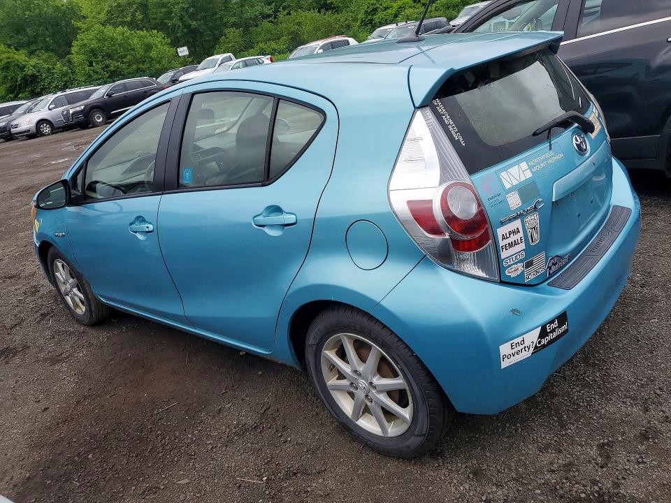 2013 Toyota Prius C მანქანა იყიდება აუქციონზე, vin: JTDKDTB32D1043986, აუქციონის ნომერი: 58945566