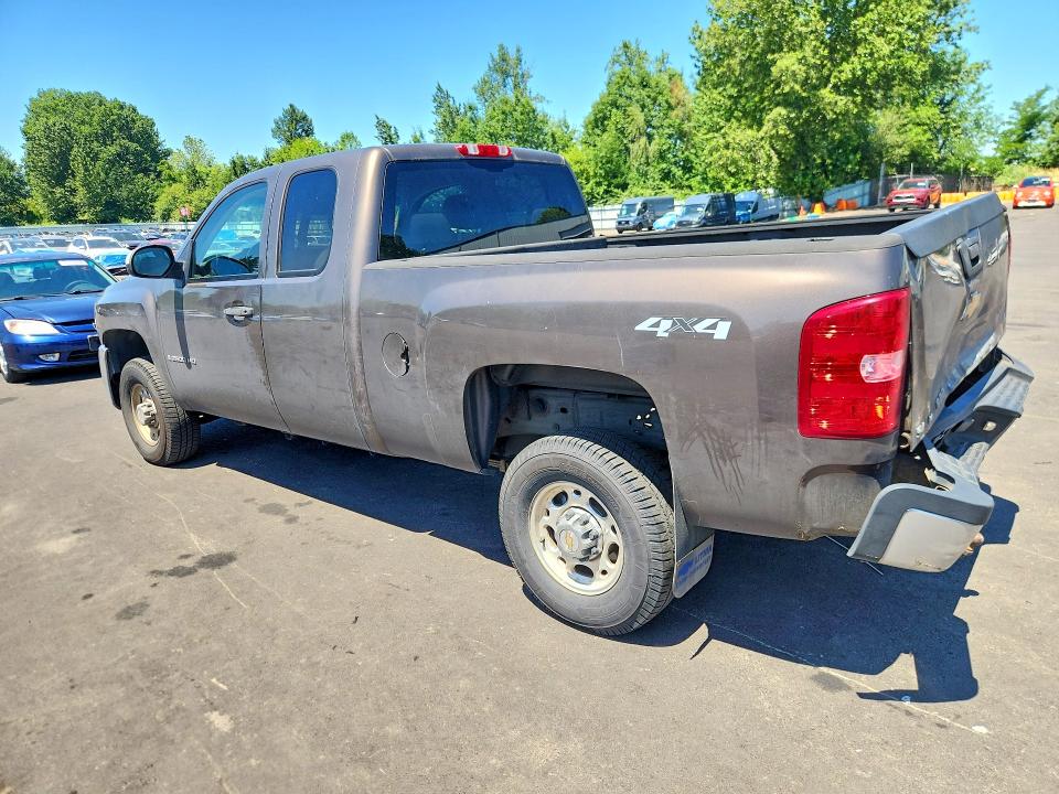 57320316 :رقم المزاد ، 1GCHK29668E155599 vin ، 2008 Chevrolet Silverado مزاد بيع