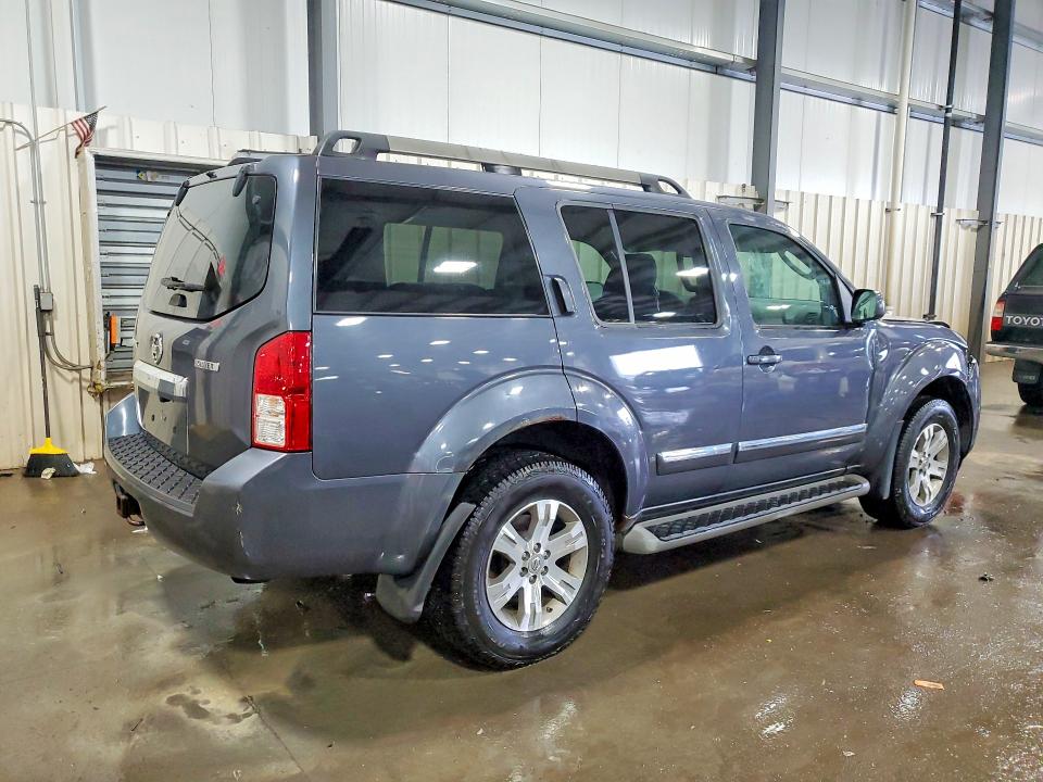 2011 Nissan Pathfinder მანქანა იყიდება აუქციონზე, vin: 5N1AR1NB9BC620675, აუქციონის ნომერი: 56369936
