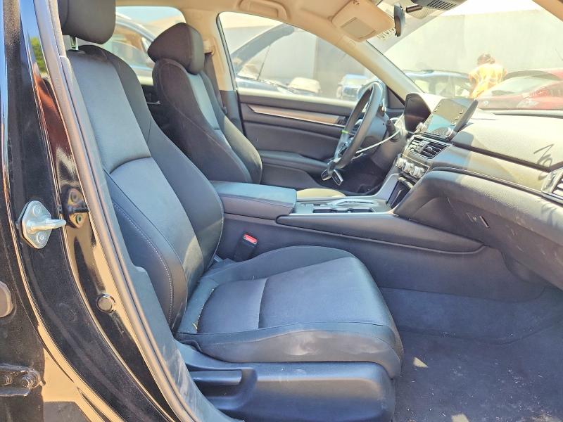 Продаж на аукціоні авто 2019 Honda Accord, vin: 1HGCV3F18KA019734, номер лоту: 52357616